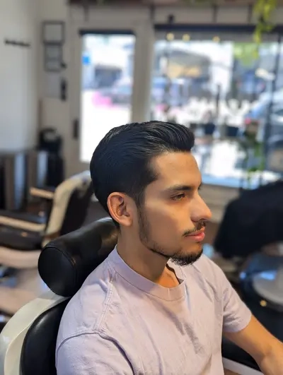 Modern haircut service at Richmond Barbershop in Virginia
